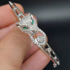 Bracciale in argento 925 a forma di pantera, con zirconi diamante e occhi smeraldo, apertura laterale con chiusura di sicurezza - VINTAGE AMOREMIO